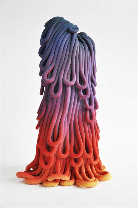 Mesmerizing abstract ceramic sculptures composed of multiples loops ...