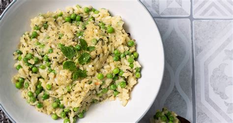 Vegan Pea & Mint Risotto - Vegan Food & Living