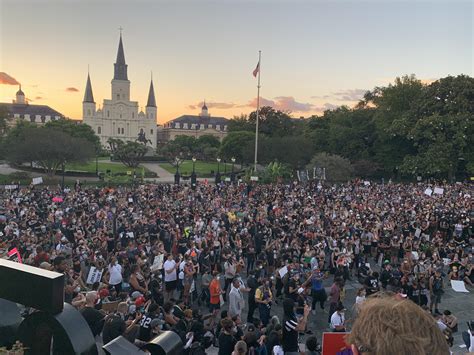 Jackson Square last night : r/NewOrleans