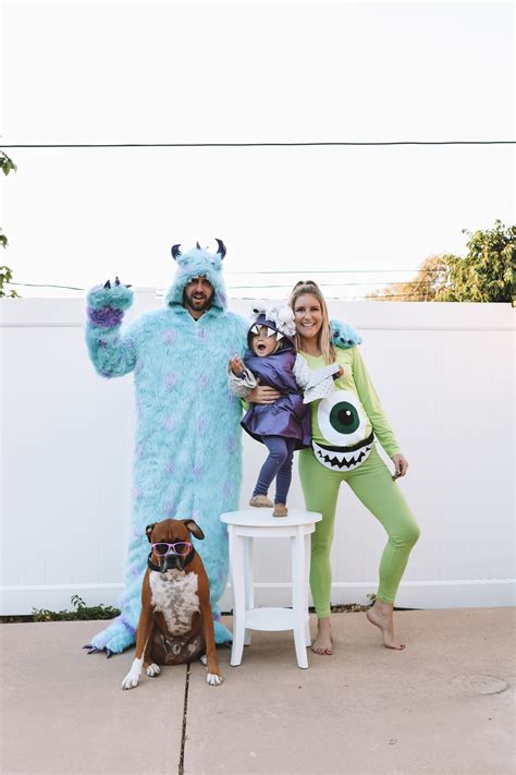 Halloween 2018 | Our Family Halloween Costumes — The Overwhelmed Mommy Blog