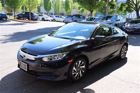 Pre-Owned 2017 Honda Civic Coupe LX 2dr Car in Kirkland #10907 | Honda of Kirkland