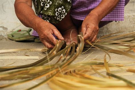 D'source Design Gallery on Mat Weaving Process - Meghalaya - Household ...