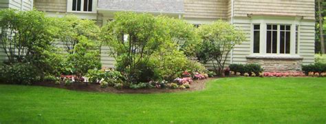 Luxury Front Yard Landscaping | Green Thumb Landscaping