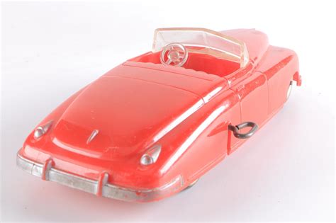 Saunders Vintage Plastic Wind-Up Toy Car | EBTH