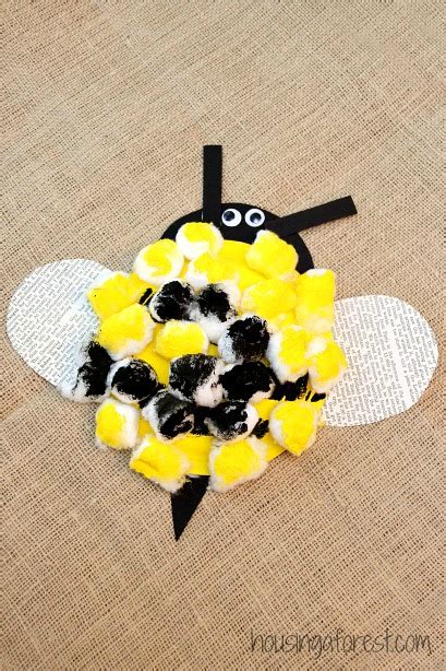 Bumble Bee Preschool Craft | Housing a Forest