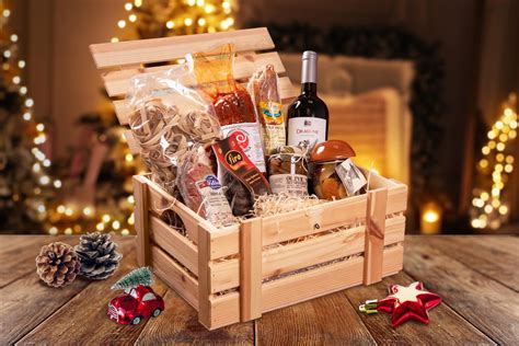 Christmas Hampers – The Perfect Gift For Loved Ones - PMCAOnline