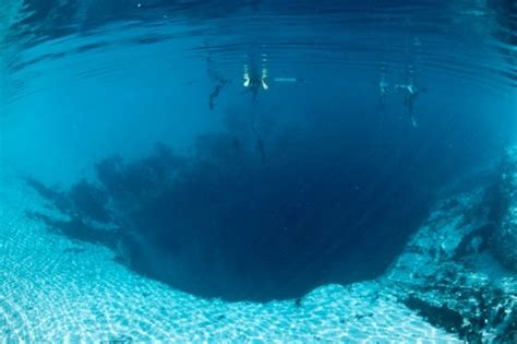 Great Blue Hole, Belize - Tourism in the World