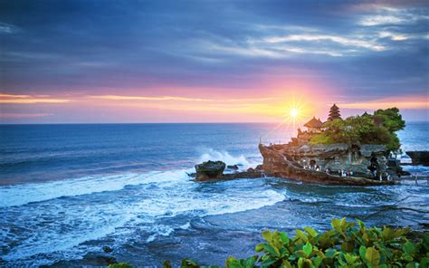 Download wallpapers Tanah Lot Temple, 4k, sunset, Uluwatu, Bali, Asia for desktop free. Pictures ...