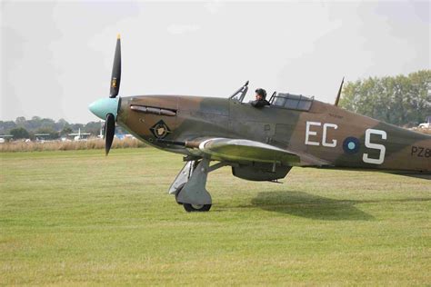 Hawker Hurricane Vs Spitfire