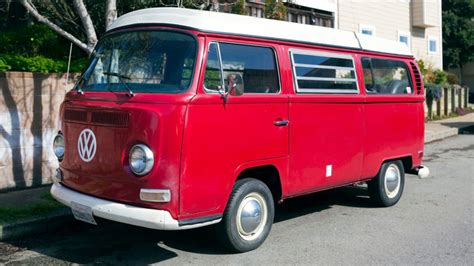 History of the Volkswagen Bus – Auto Trends Magazine