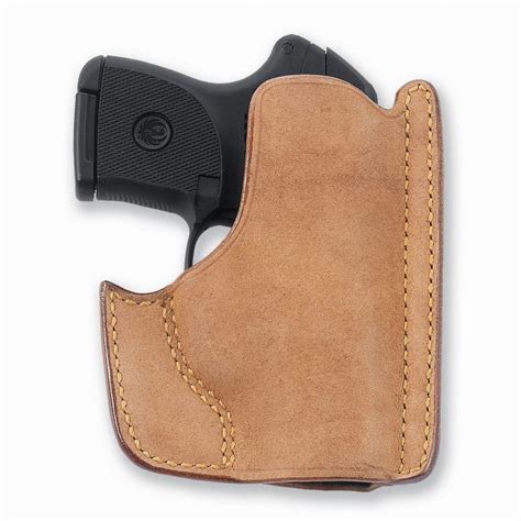 Three Best Holsters For Smith and Wesson .38 Special [Buying Guide]