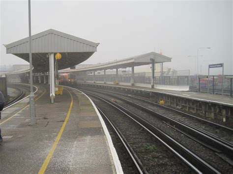 Portsmouth Harbour railway station,... © Nigel Thompson :: Geograph Britain and Ireland