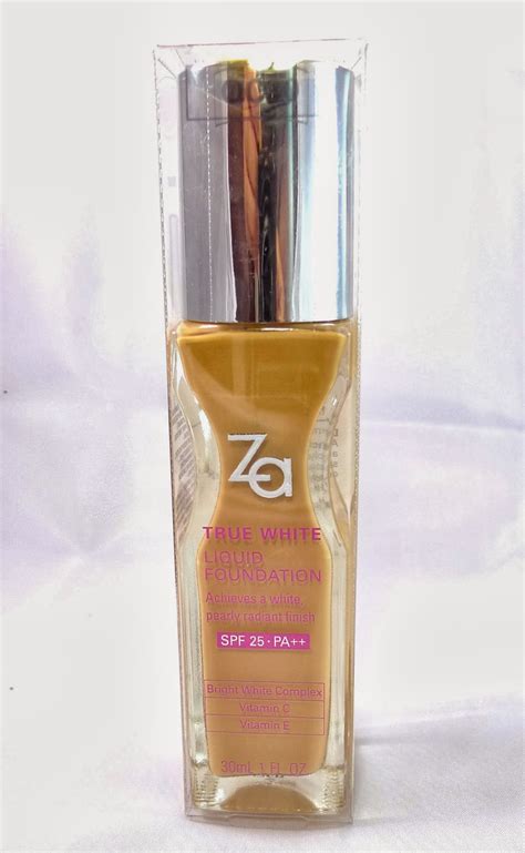 ZA Cosmetics True White Liquid Foundation in OC30 Review