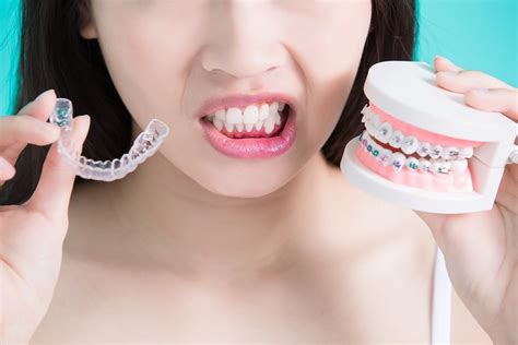 How To Tell if Your Jaw is Misaligned - MedCenter TMJ