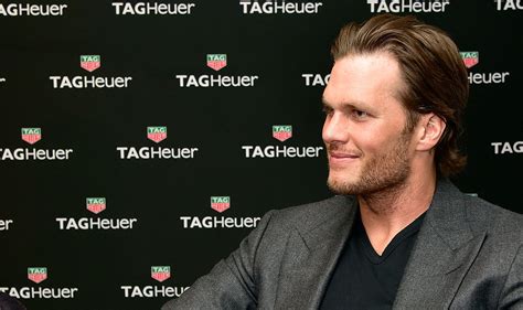 Tom Brady’s Long Hair Taking Boring Offseason By Storm – CBS Boston