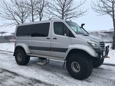 Mercedes 4x4 van | Busjes, Afbeeldingen