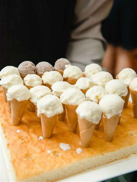 The Best Ways to Serve Ice Cream at Your Wedding | Food truck catering, Cheap desserts, Wedding ...