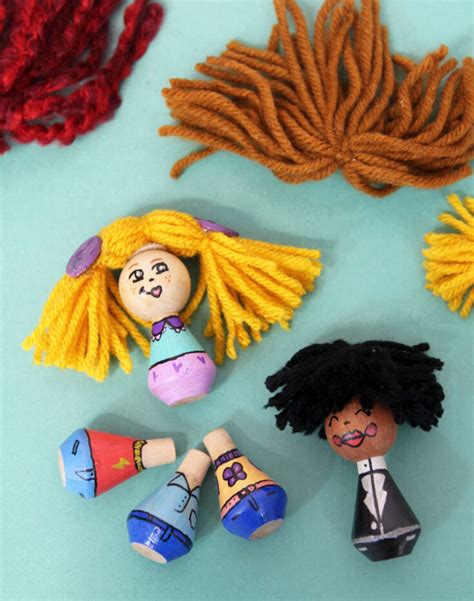 DIY Wooden Peg Dolls - Mix & Match * Moms and Crafters