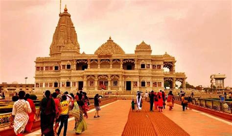 3-Day Mathura, Vrindavan, Gokul Spiritual Tour - Including Govardhan, Nandgaon, Barsana