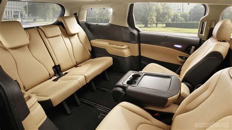 2024 Kia Carnival Interior - Brook Noelle