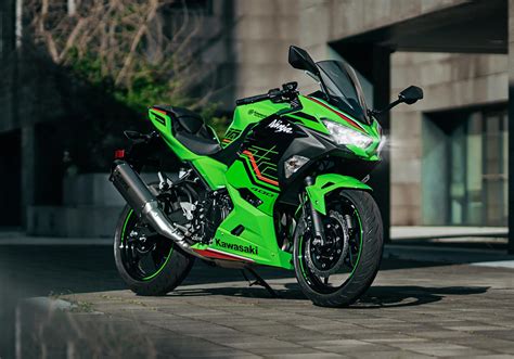 Ninja 400 MY 2023 - Kawasaki United Kingdom