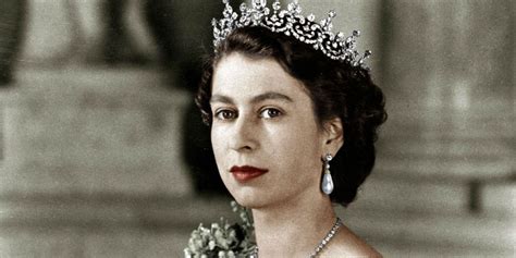 Queen Elizabeth II Becomes Longest-Ruling British Monarch - Young Queen ...