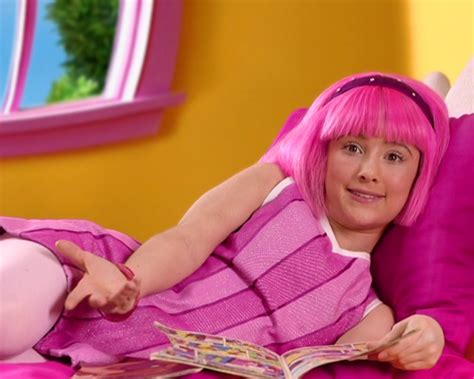 Download TV Show LazyTown Image