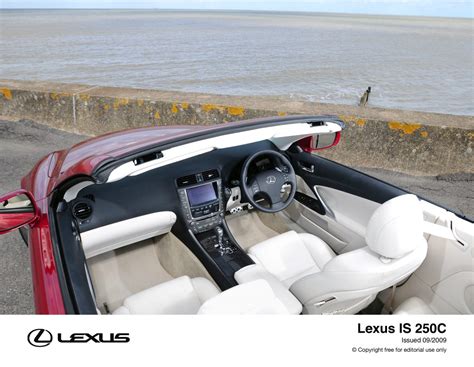 IS 250C Interior (2009 - 2012) - Lexus Media Site