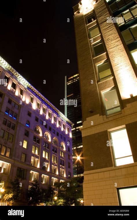 Downtown Montreal at night Stock Photo - Alamy