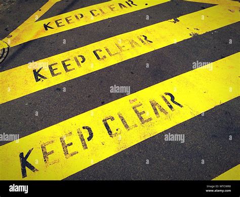 Keep clear road sign hi-res stock photography and images - Alamy