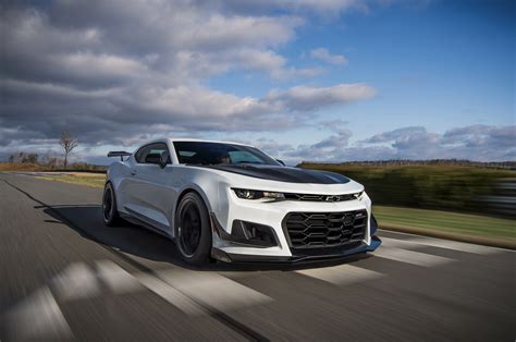 The Giant 2018 Chevrolet Camaro ZL1 1LE Photo Gallery