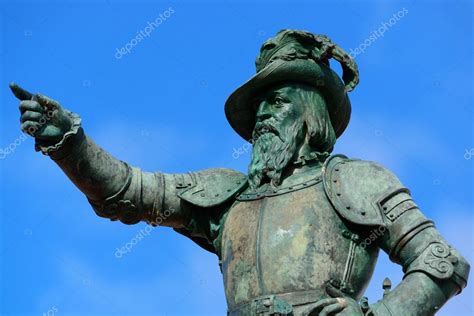 Juan Ponce De Leon statue — Stock Photo © rabbit75_dep #26468589