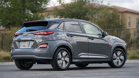 2021 Hyundai Kona Electric Buyer's Guide: Reviews, Specs, Comparisons