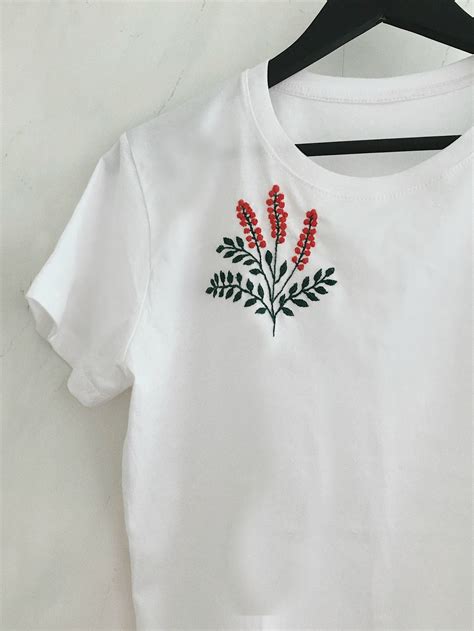 Diy Embroidered Shirt Designs / T-SHIRT WITH EMBROIDERED SHOULDER-Short sleeve-T-SHIRTS ...