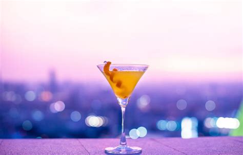 Unique Cocktail Recipes to Mix Up at Home | Discover.Luxury