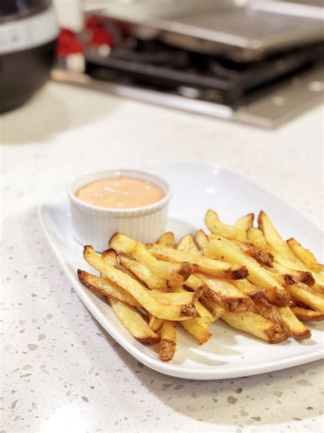 French Fries with Dipping Sauce - cooking with chef bryan