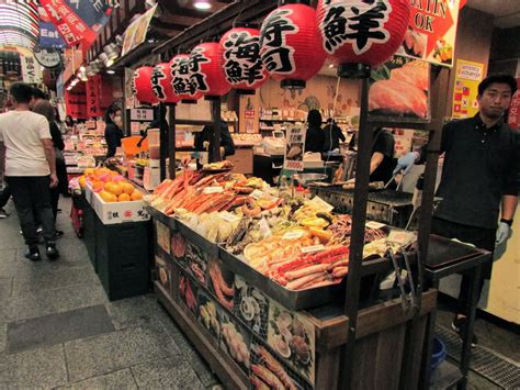 Japan's "soul food": a simple guide to Osaka street food | Wondrous Paths