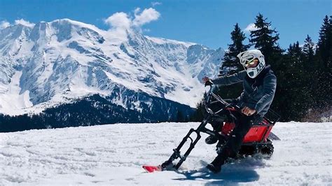 This Snow-Ready Electric Bike Will Let You Cruise the Powder at up to 28 MPH