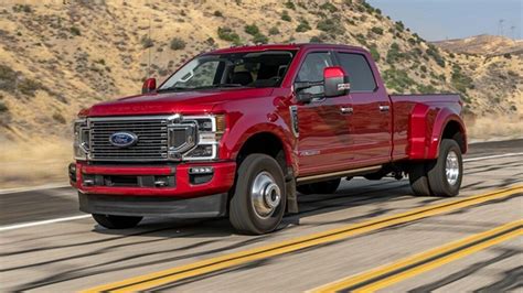 Ford Makes 1 Huge Change to the 2023 Super Duty