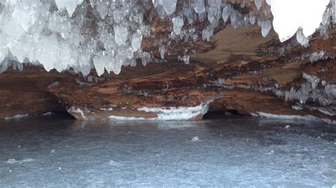 Great Lakes freeze draws record visitors to ice caves national park - CNN.com