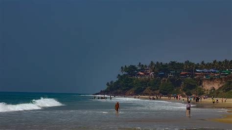 Varkala Beach | DTPC Thiruvananthapuram | Must-visit places in Kerala