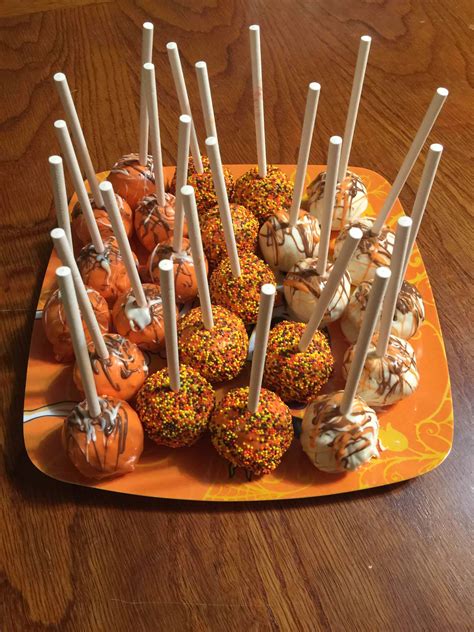 Halloween Cake Pops