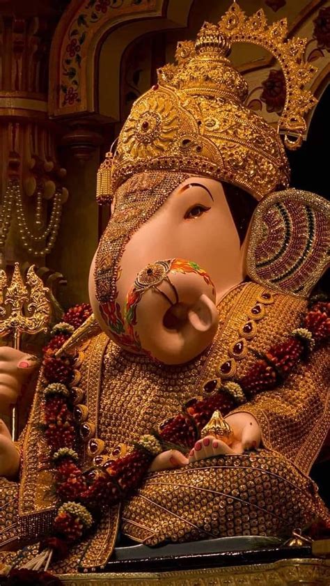 Dagdusheth Ganpati Wallpaper Full Screen