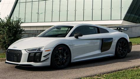 Audi R8 V10 Plus Competition Package Cuts Weight, Adds Downforce