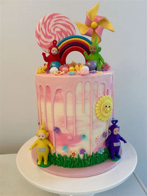 A Delightful Teletubbies birthday cake! By Sweet buttercream Dream | Pig birthday cakes, 1st ...