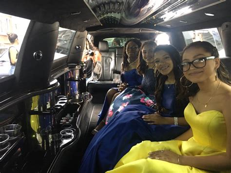 K & G Limousine | Limo Rental for Prom | Call (516) 437-3826