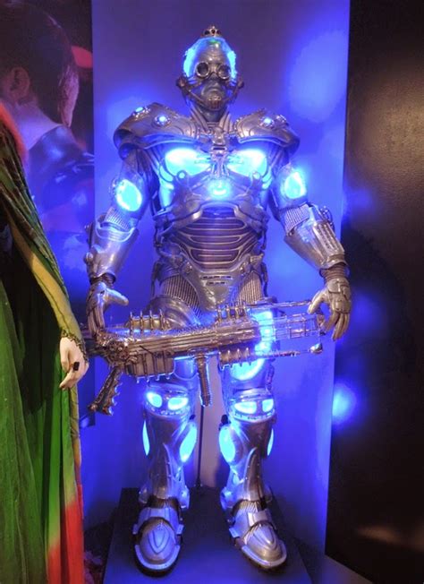 Arnold Schwarzenegger's Mr. Freeze sub-zero armour from Batman & Robin ...