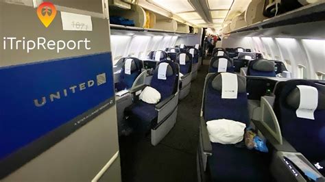 NEW INTERIOR United 757-200 Transcontinental Business Class Trip Report - YouTube