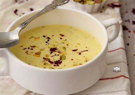 Basundi Recipe (Gujarati Milk Pudding) - Fun FOOD and Frolic