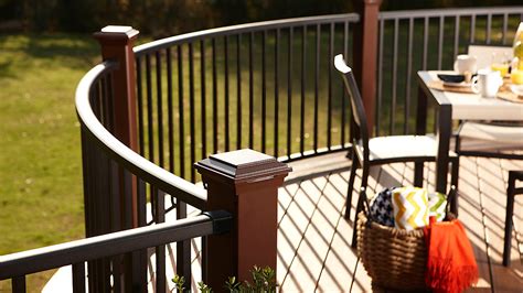 Trex® Signature™ Curved Railing | Trex